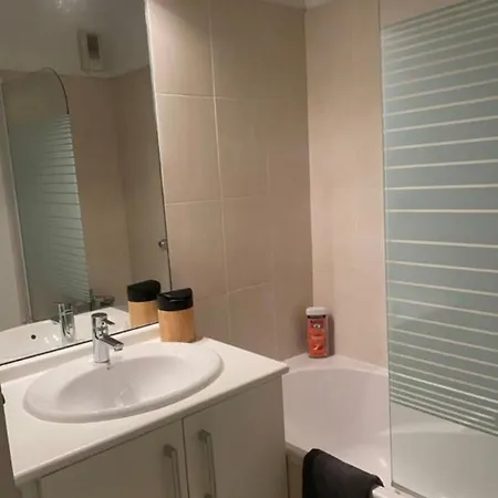 Appartement Avec Terrasse Nîmes